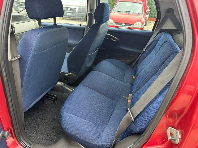 FIAT Punto ok neo pat. 1.2i 5 porte ELX