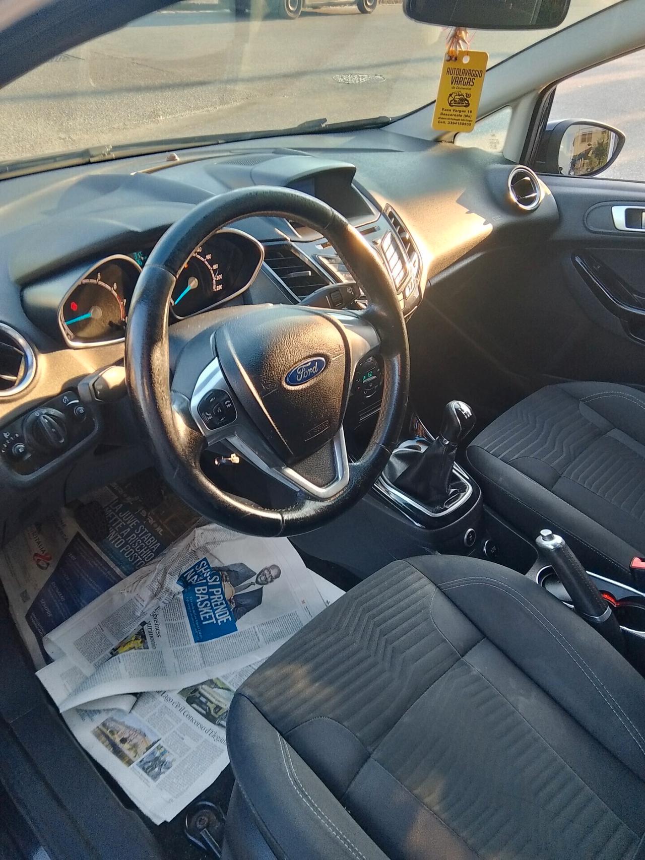 Ford Fiesta 1.4 5 porte Bz.- GPL Titanium