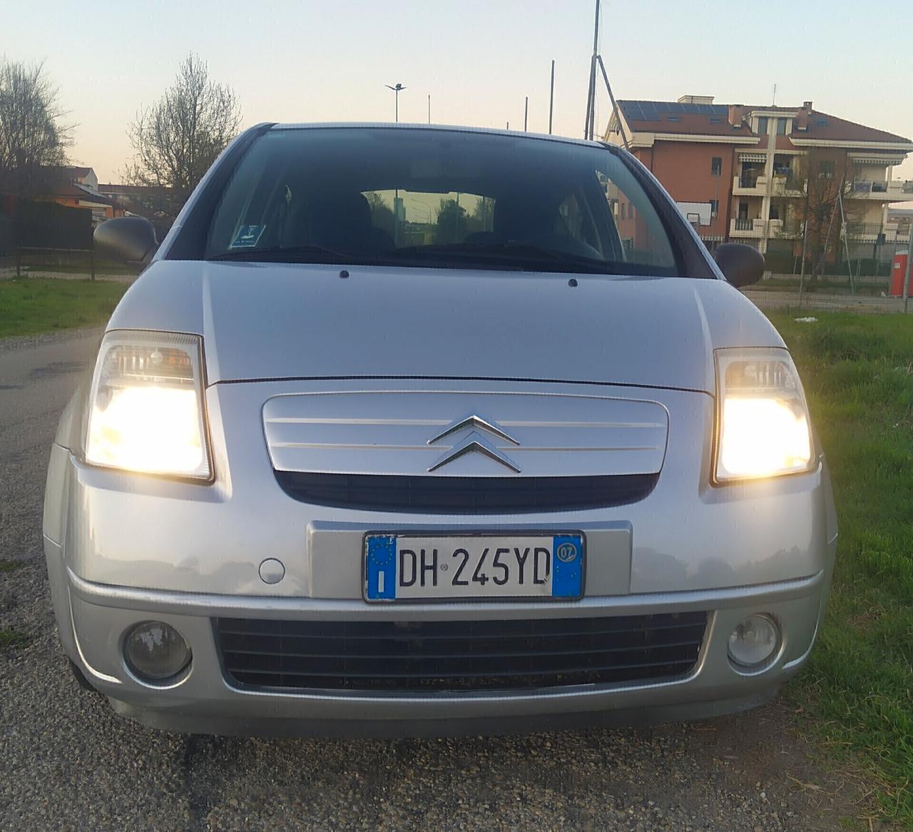 Citroen C2 1.1 Exclusive 1 Propr. Neop. Distrib. Ok