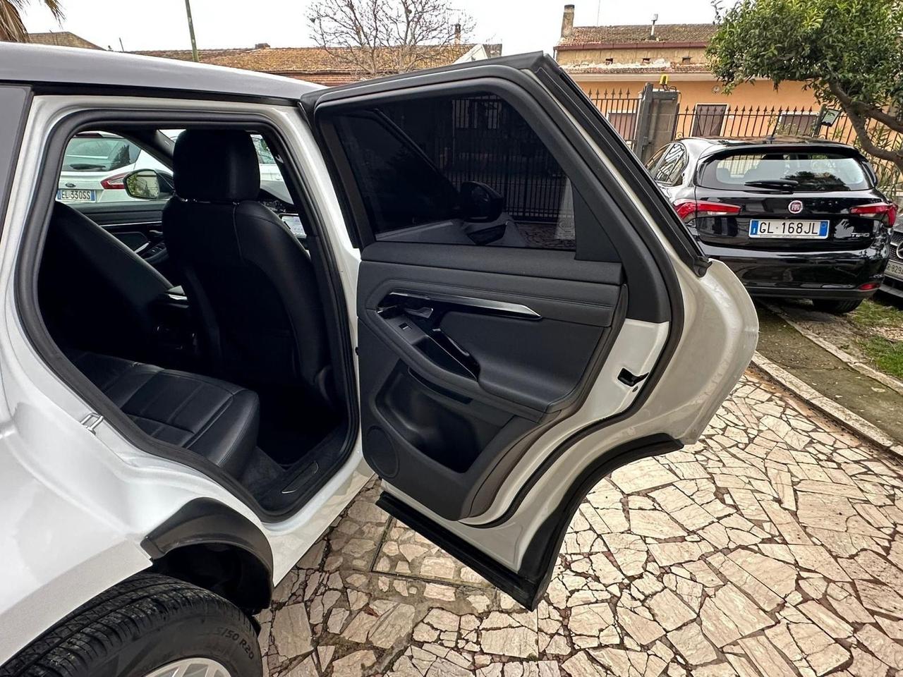 Land Rover Range Evoque 2.0D R-Dinamic 150 CV AWD Auto SE