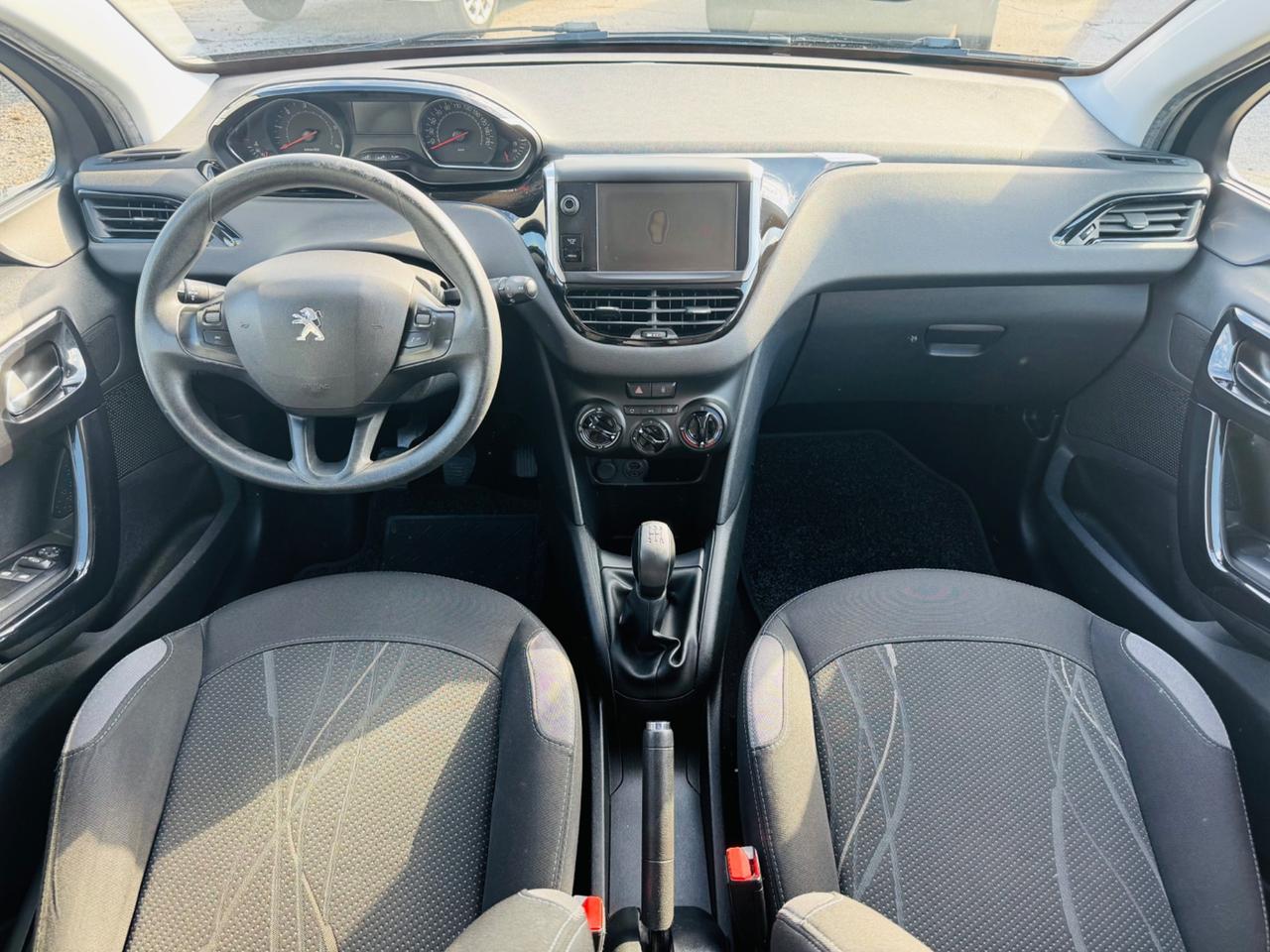 Peugeot 208 1.4 HDi 68 CV 5 porte Allure