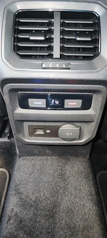 Volkswagen Tiguan 2.0 TDI DSG 4MOTION R-LINE