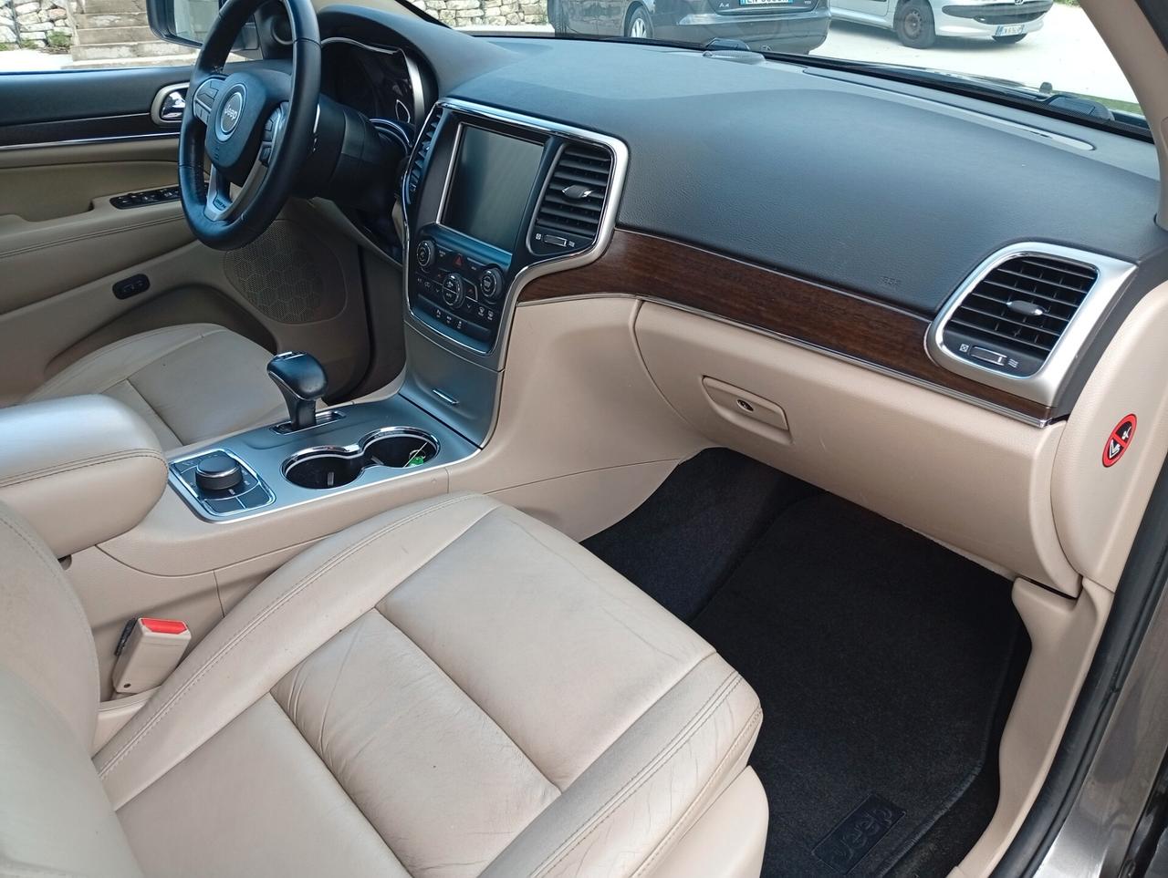 Jeep Grand Cherokee 3.0 V6 CRD 250 CV Multijet II Overland