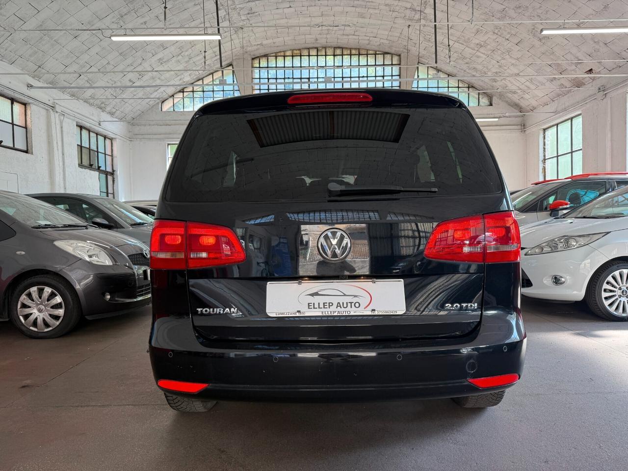 Volkswagen Touran 2.0 TDI 170 CV DSG - CINGHIA OK