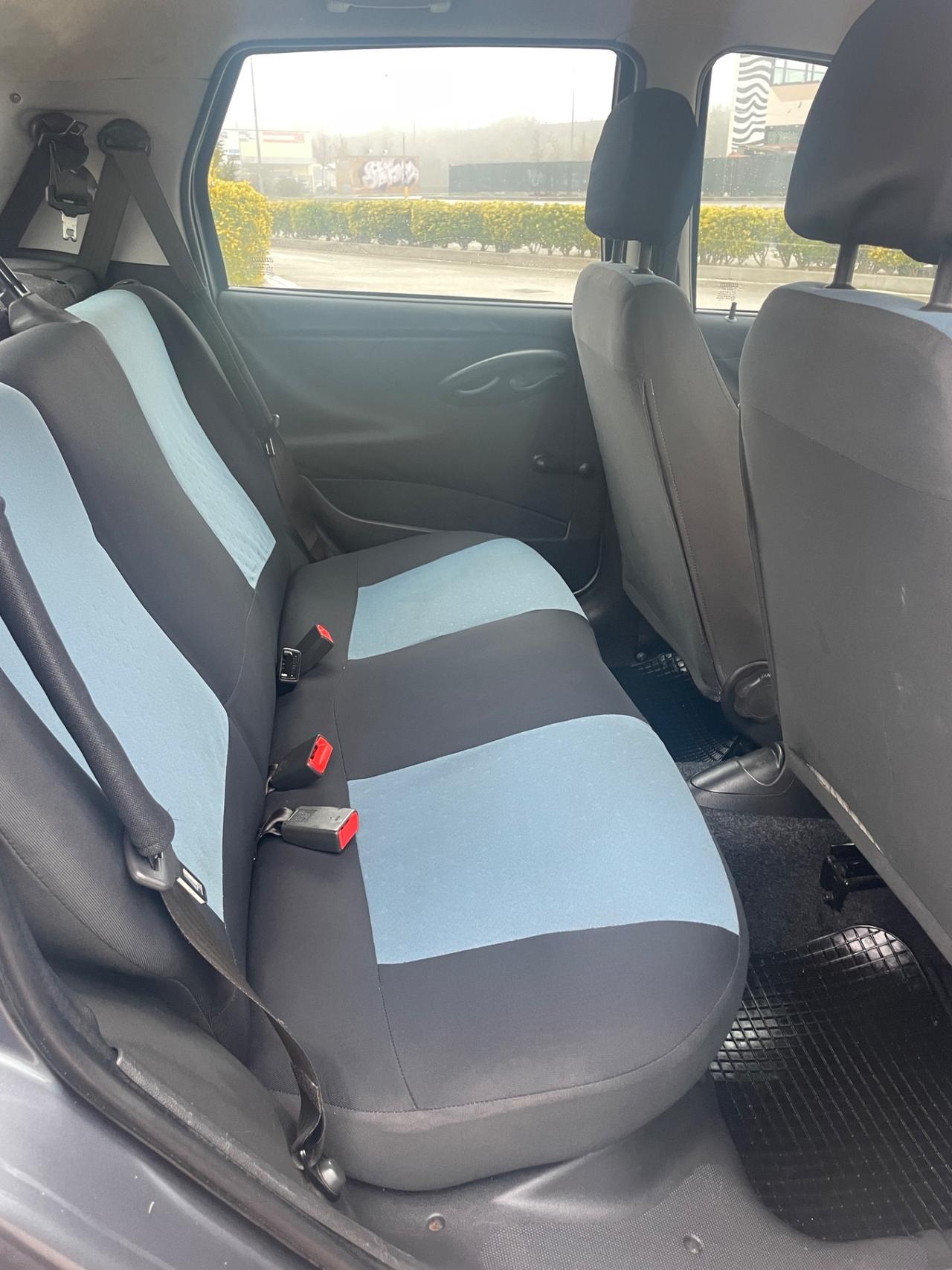 FIAT PUNTO 1.2 BENZINA NEOPATENTATI 190.000 KM 2005