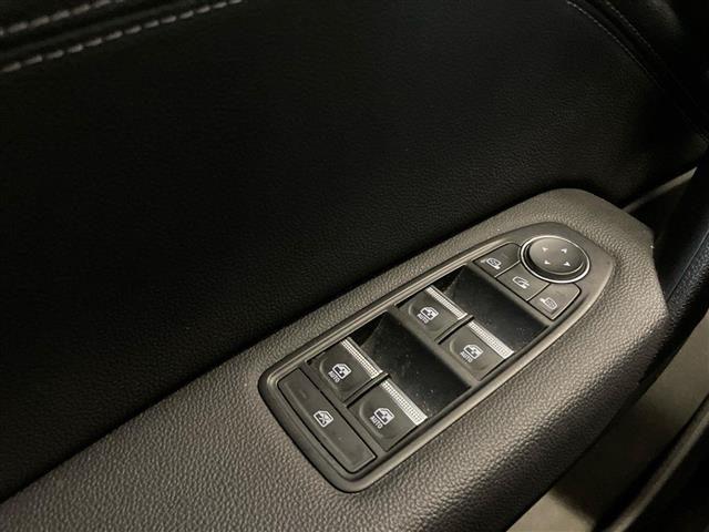 RENAULT Captur 1.6 E-TECH Plug-in Hybrid 160cv Techno Auto