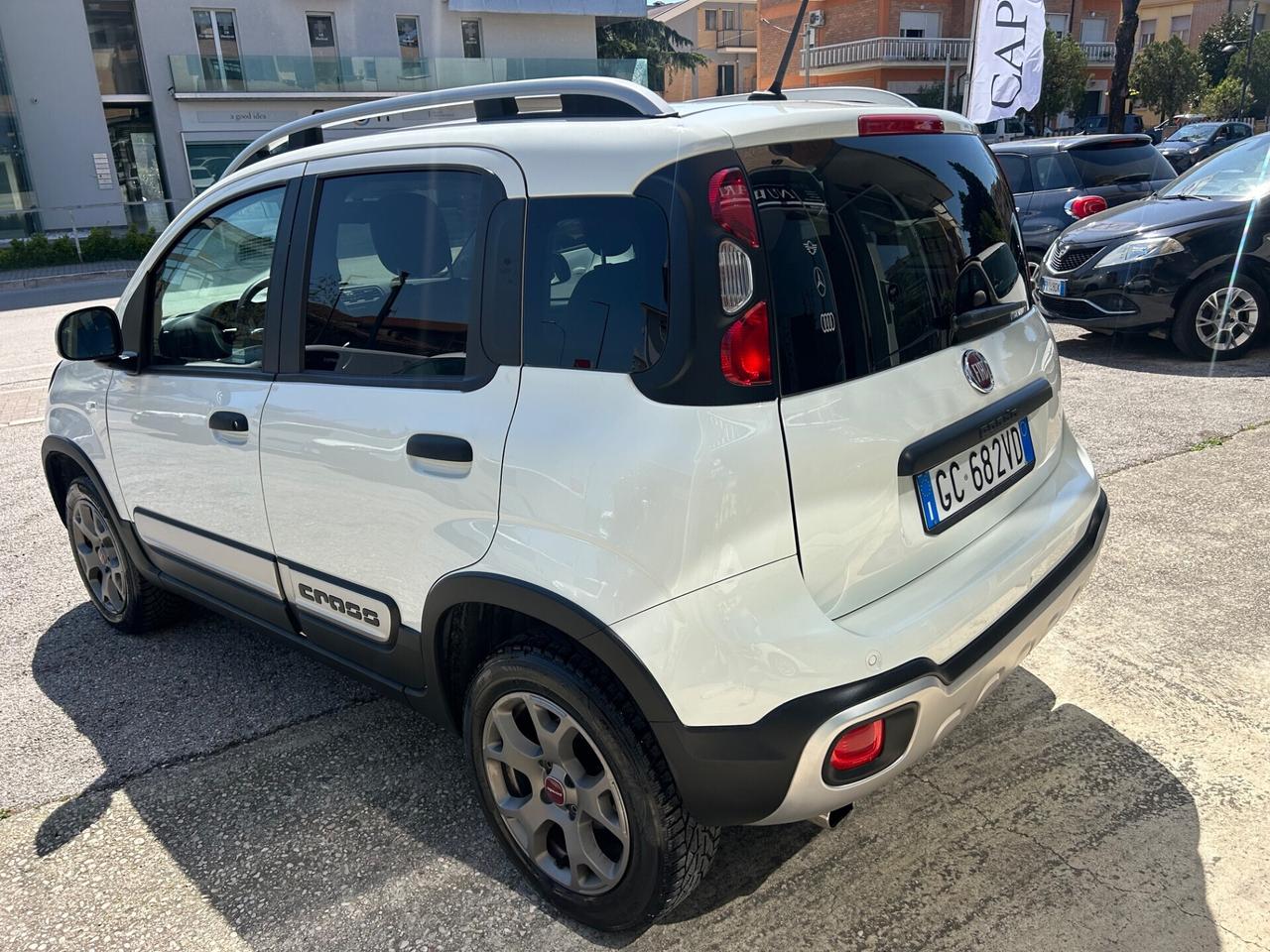 Fiat Panda CROSS 4X4 Benz. ( 60.000 KM ) 12/2020