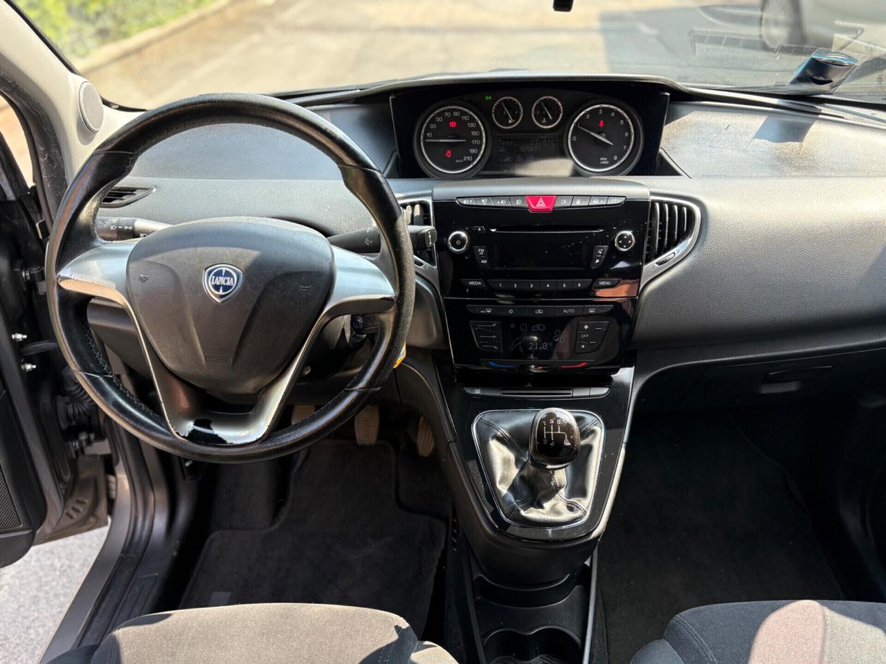 Lancia Ypsilon 0.9 TwinAir Metano Ecochic Gold 2013