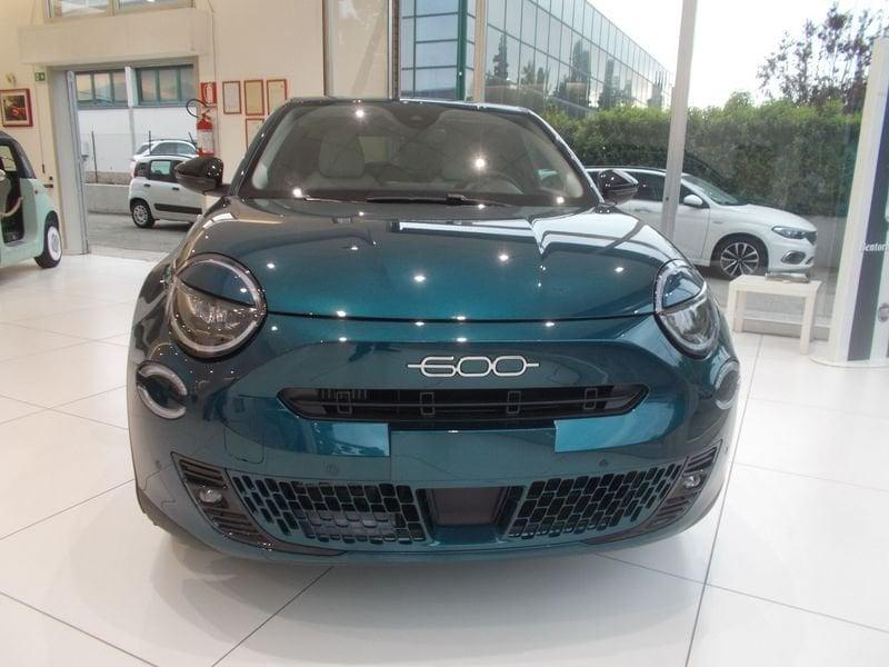 FIAT 600 1.2 Hybrid 110cv La Prima 338.7575187 MASSARI MARCO