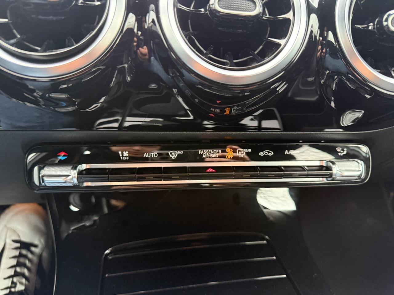 Mercedes-benz A 180 d Automatic Executive km cert.