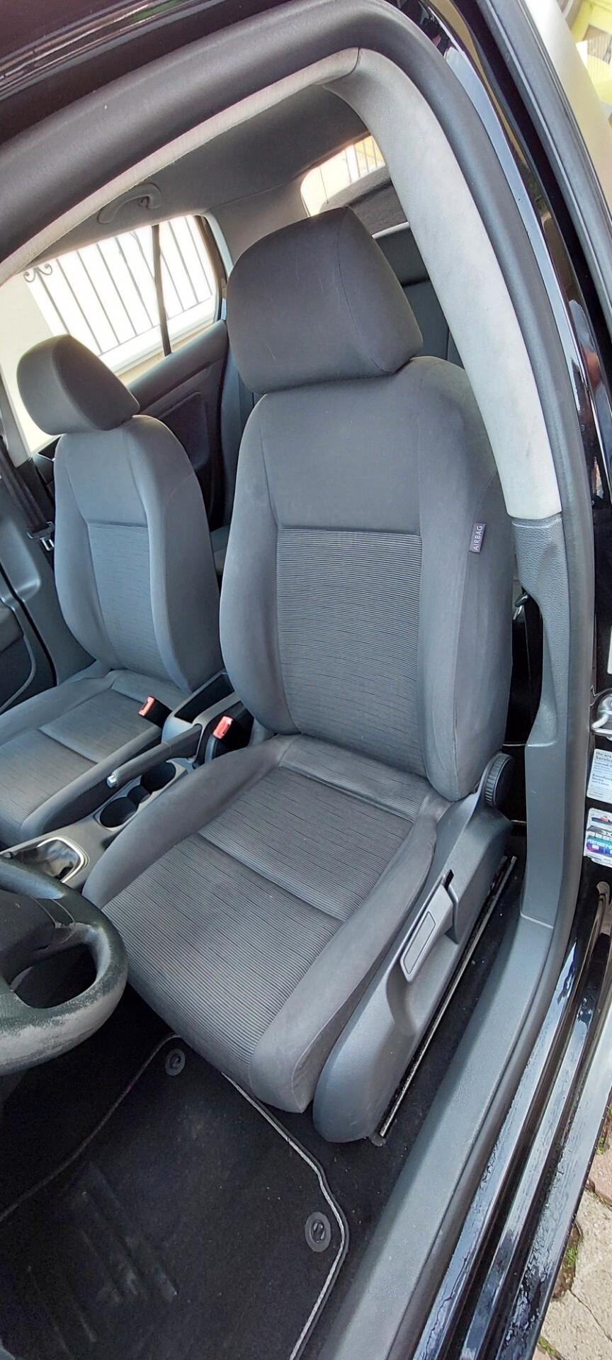 GOLF 1,9 TURBODIESEL 105 CV X NEOPATENTATI COMFORTLINE LEGA GOMME NUOVE IMPECCABILE