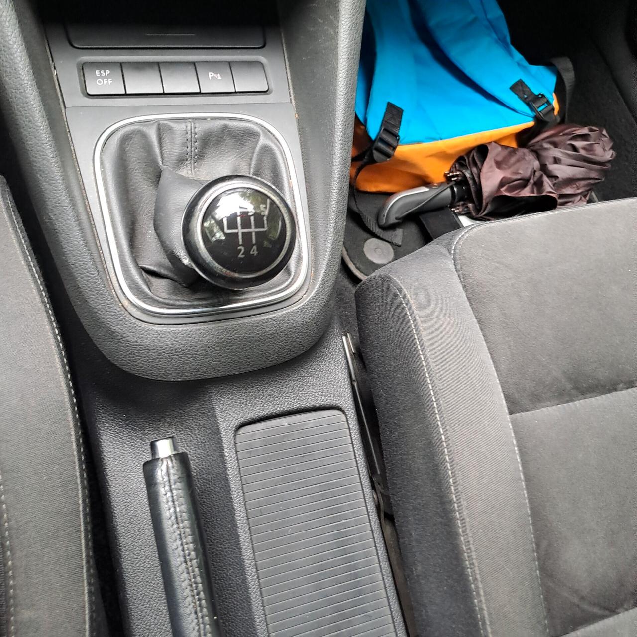VW GOLF 1.6TDI HIGHLINE Neopatentati