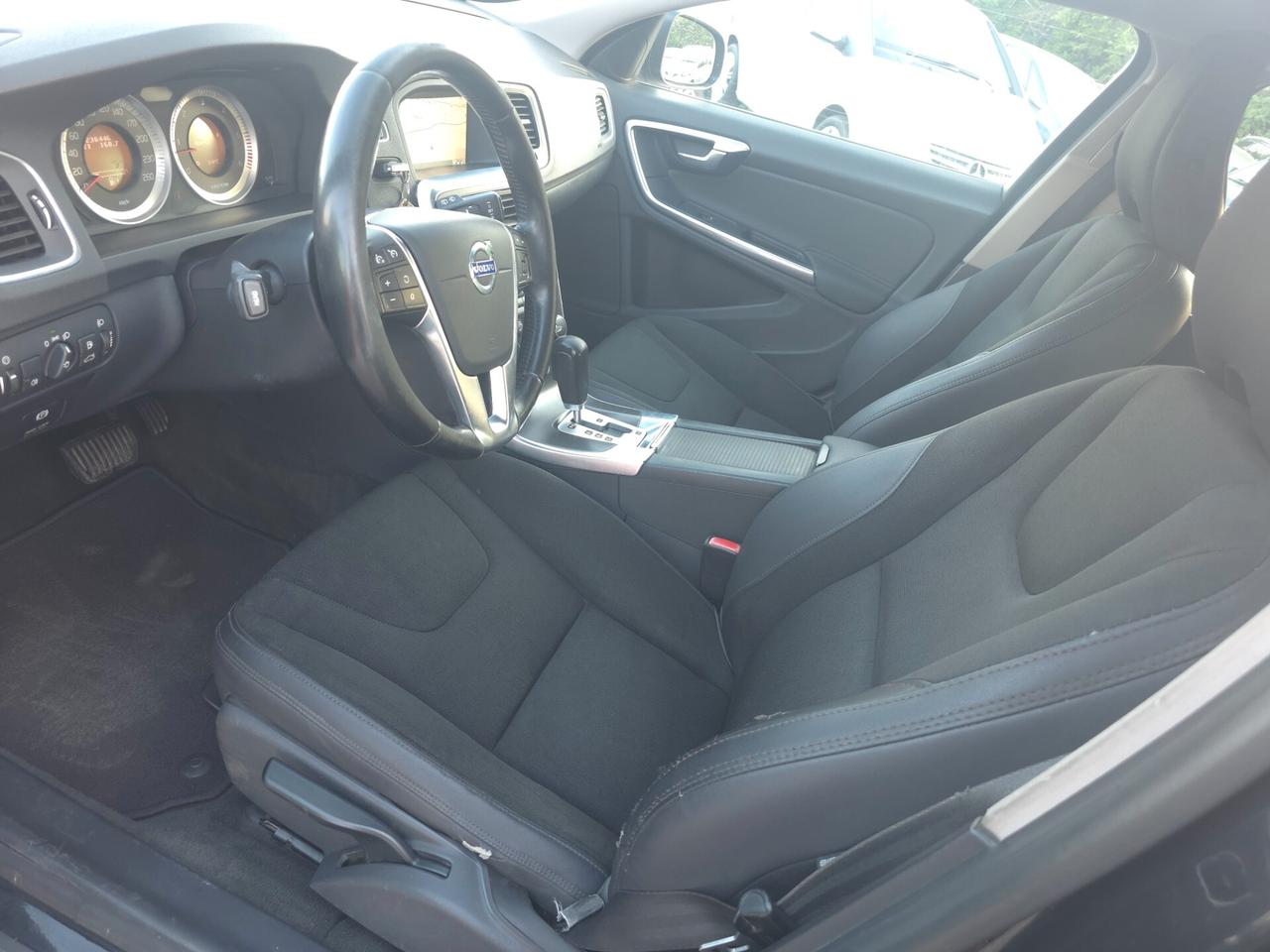 Volvo V60 D3 Geartronic Summum