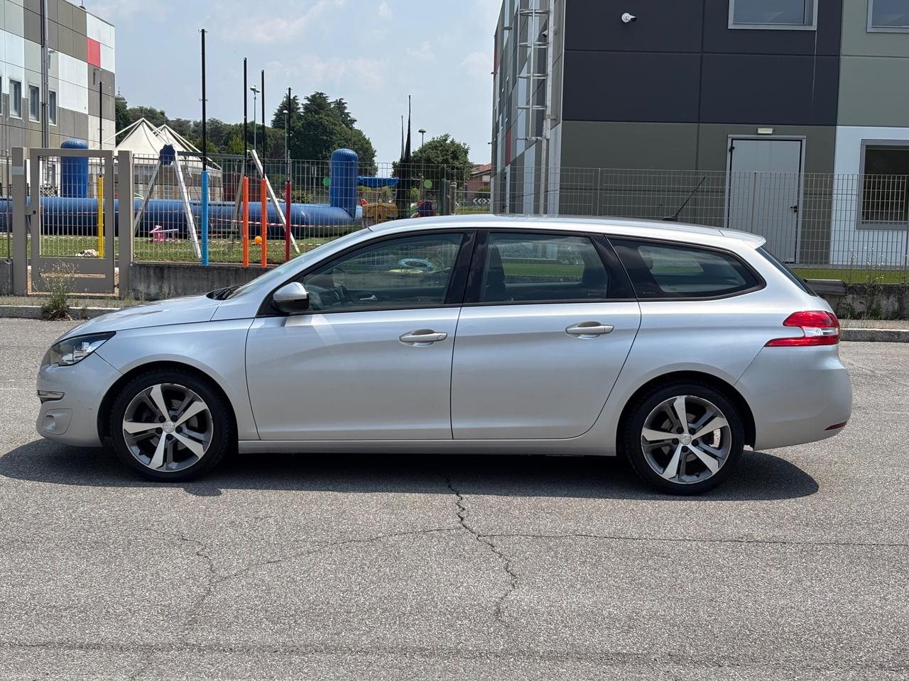 Peugeot 308 BlueHDi 1.6 120Cv GARANZIA