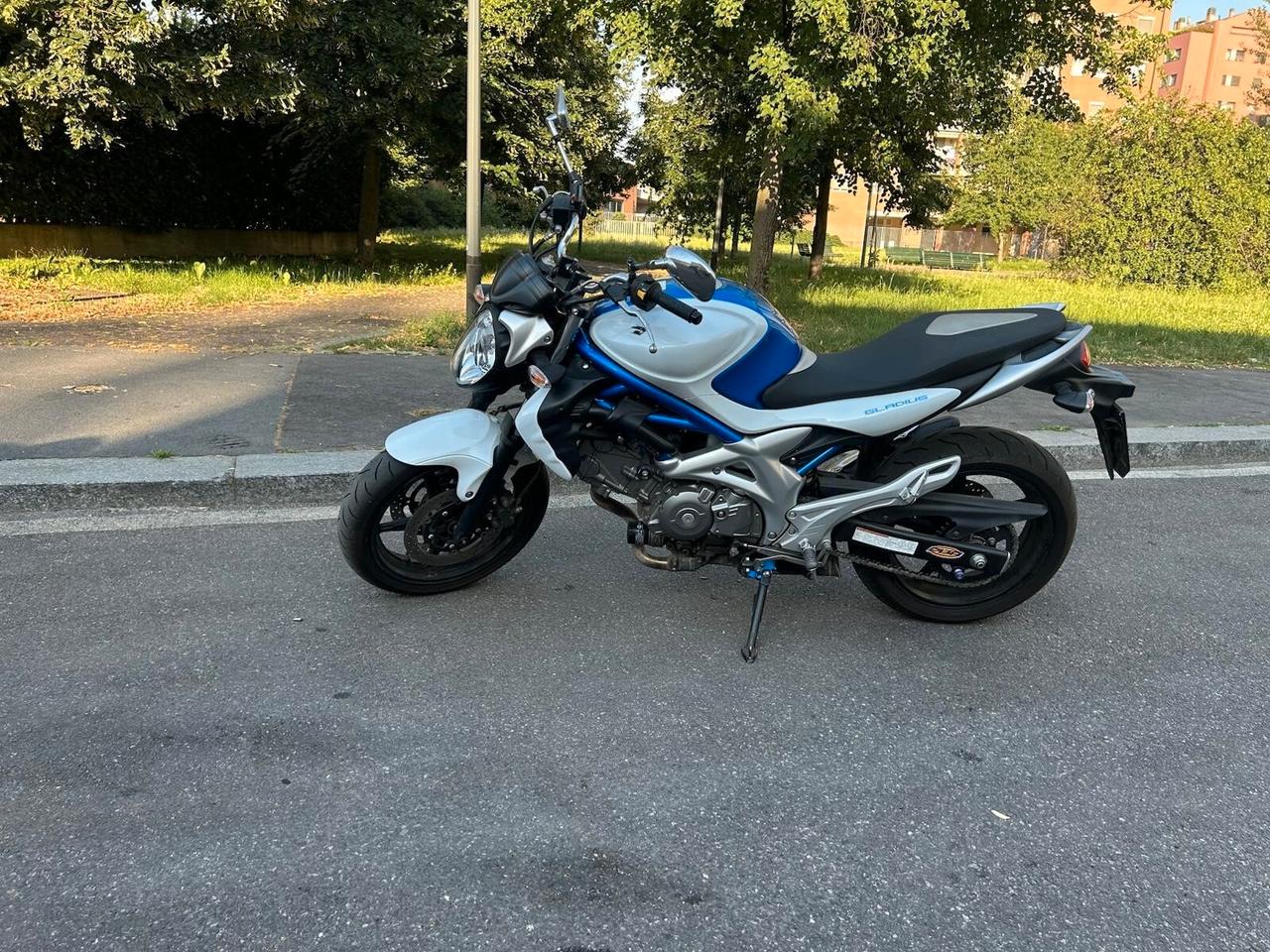 Suzuki Gladius 650 Originale