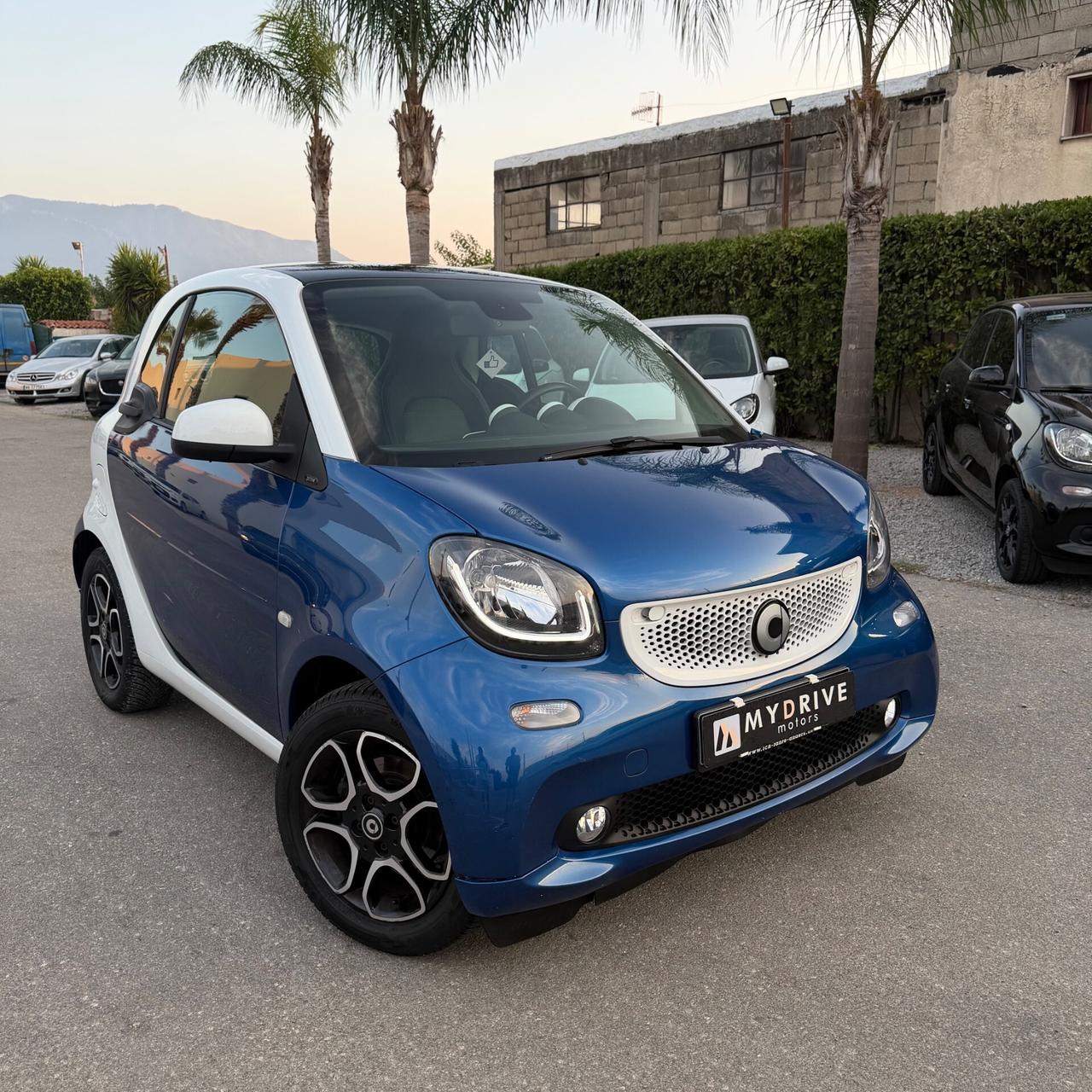 Smart ForTwo 70 1.0 twinamic Prime Tetto