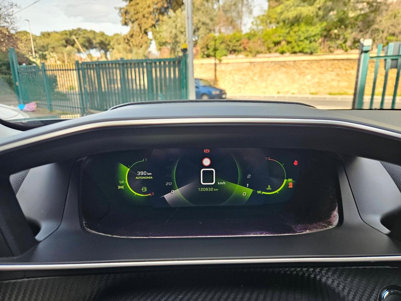 Peugeot 2008 BlueHDi 110 S&S Allure Pack