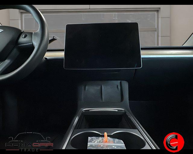 TESLA Model Y RWD