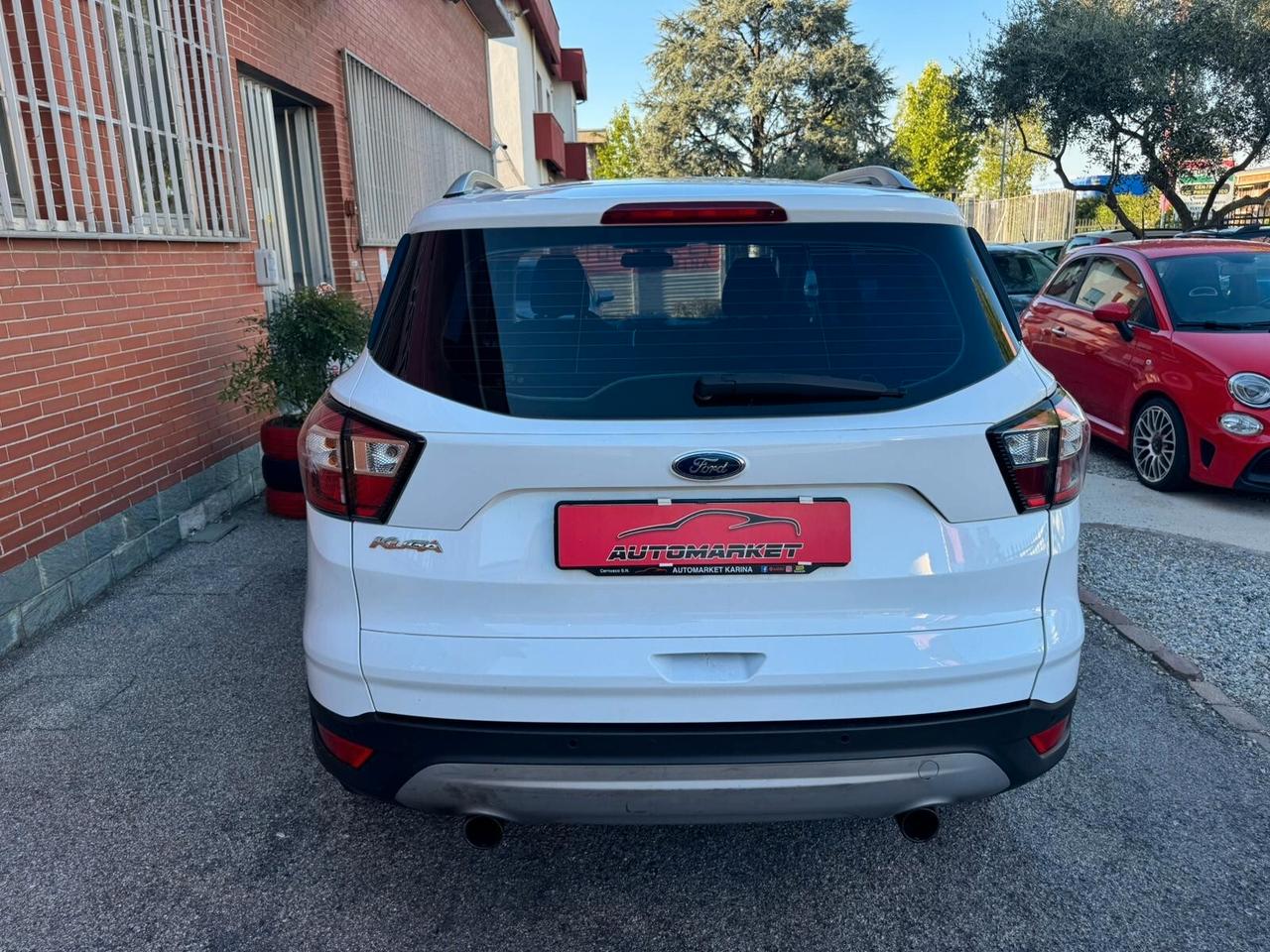 Ford Kuga 1.5 TDCI 120 CV 2WD Titanium