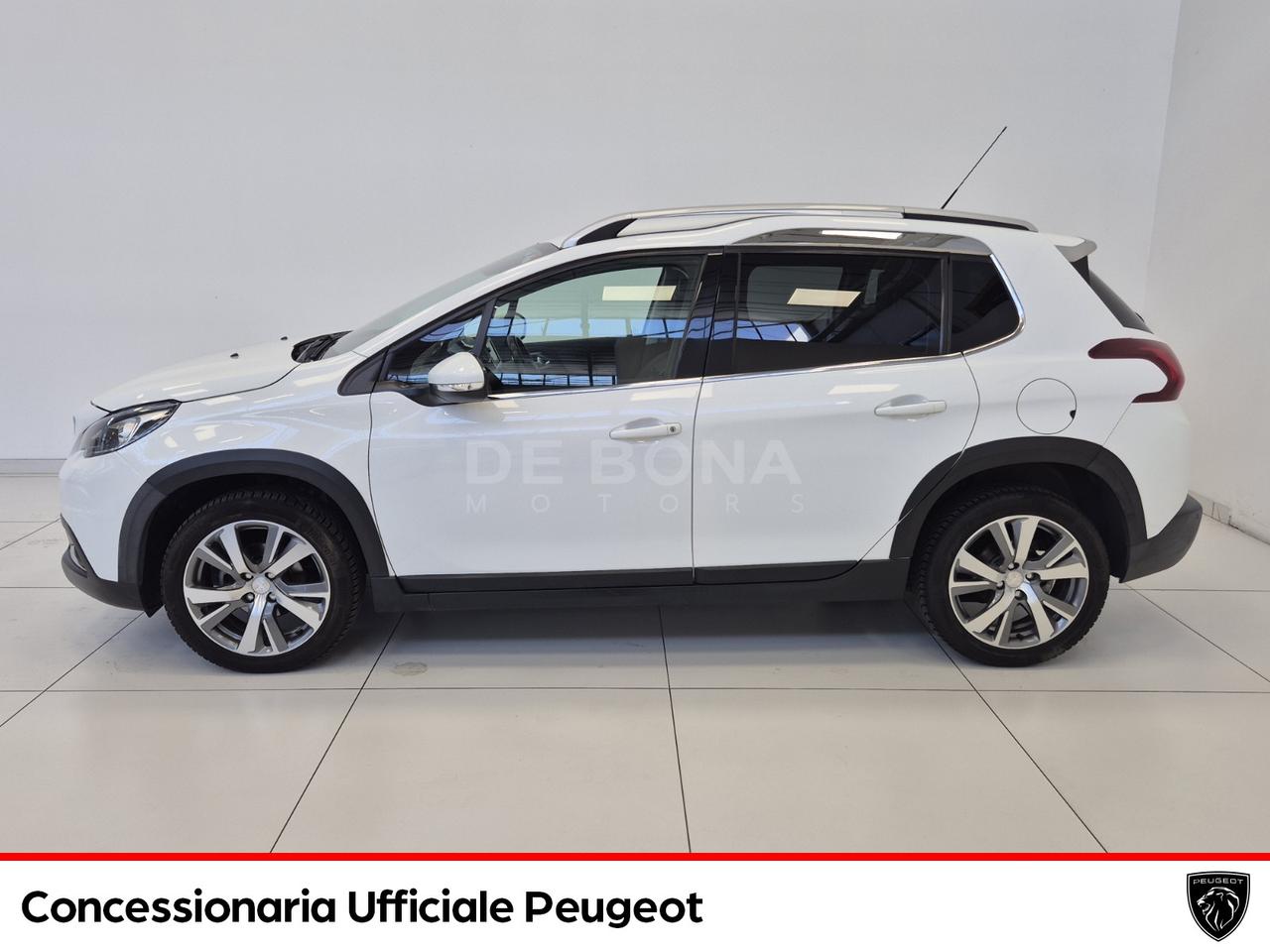 Peugeot 2008 1.6 bluehdi black matt 100cv my17