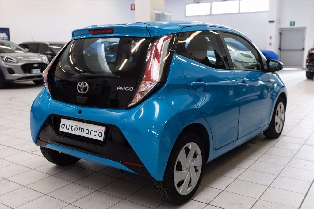 TOYOTA Aygo 5p 1.0 x-cool del 2017
