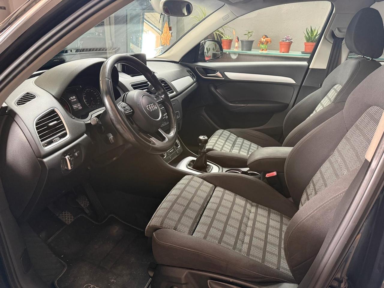 Audi Q3 2.0 TDI 150 CV Business
