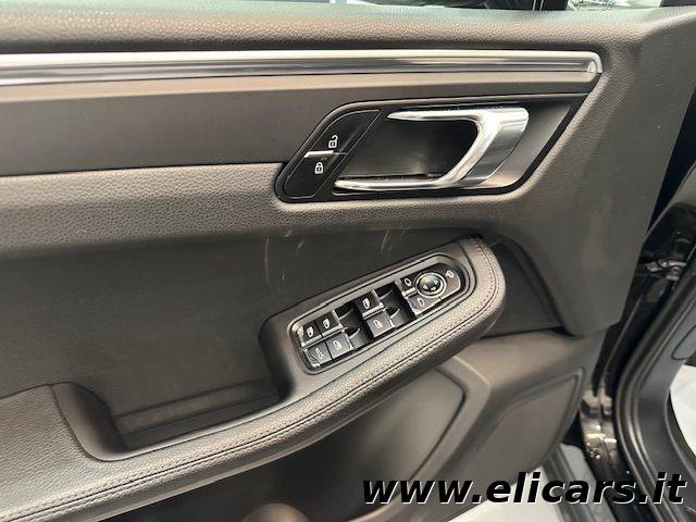 PORSCHE Macan 2.0 / TETTO PANORAMICO / TELECAMERA