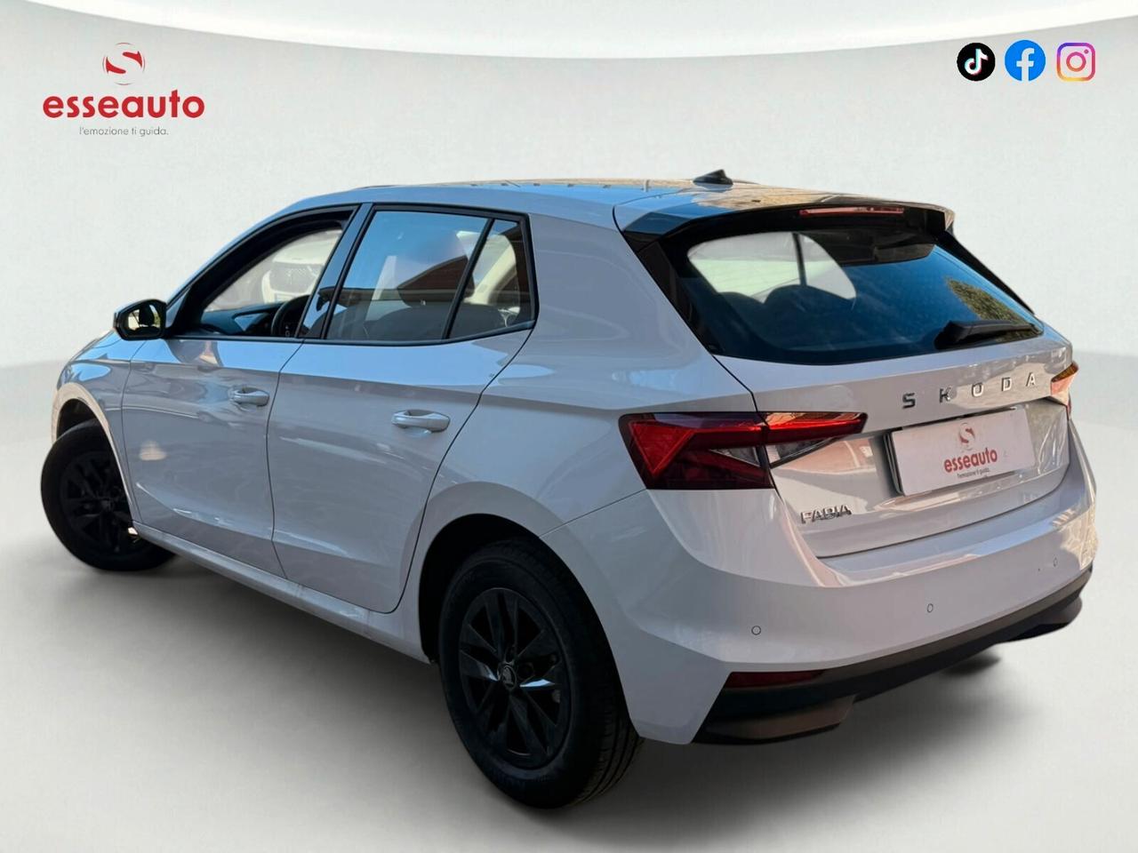 Skoda Fabia 1.0 MPI 80 CV Young Edition
