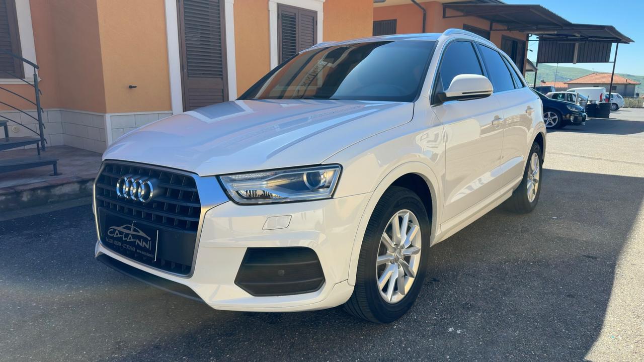 Audi Q3 2.0 TDI 120 CV Sport