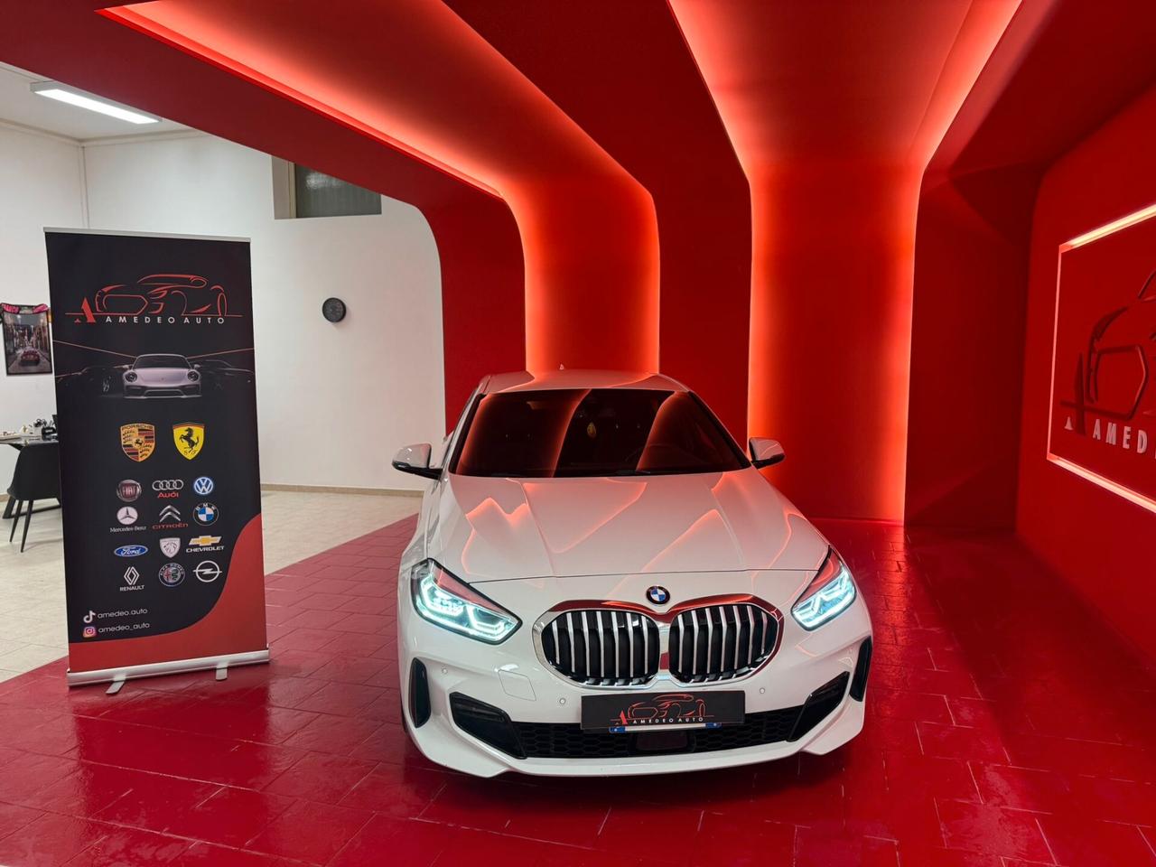 Bmw 118 116d 5p. Msport