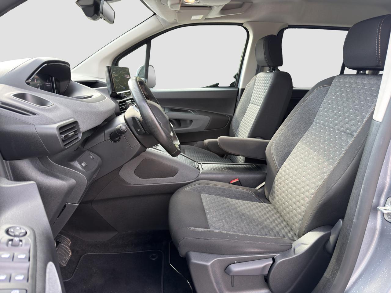 PEUGEOT Rifter BlueHDi 130 S&S EAT8 GT Standard