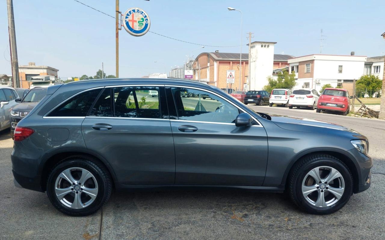 MERCEDS GLC 250D 4MATIC-IVA ESPOSTA