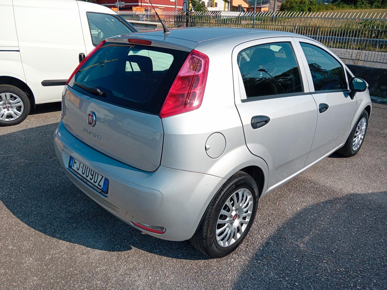 Fiat Punto 1.3 MJT II S&S 95 CV 5 porte Street