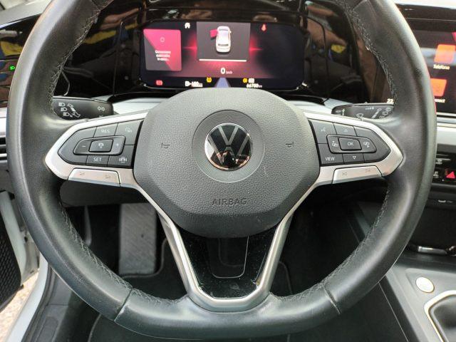 VOLKSWAGEN Golf 1000 TSI LIFE 110CV CARPLAY CLIMAUTO"16 ITALIA