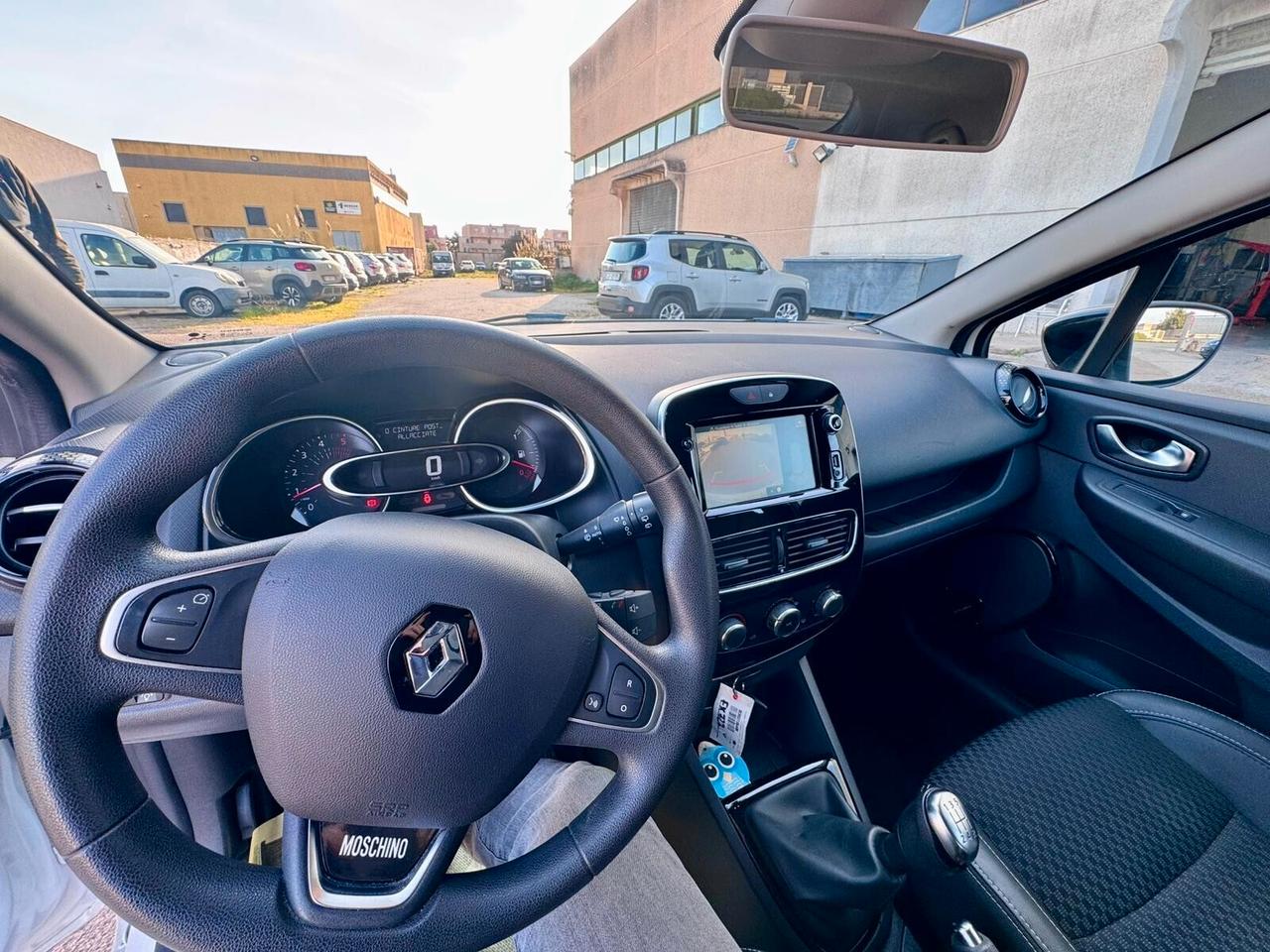 Renault Clio dCi 8V 75 CV 5 porte Moschino Life