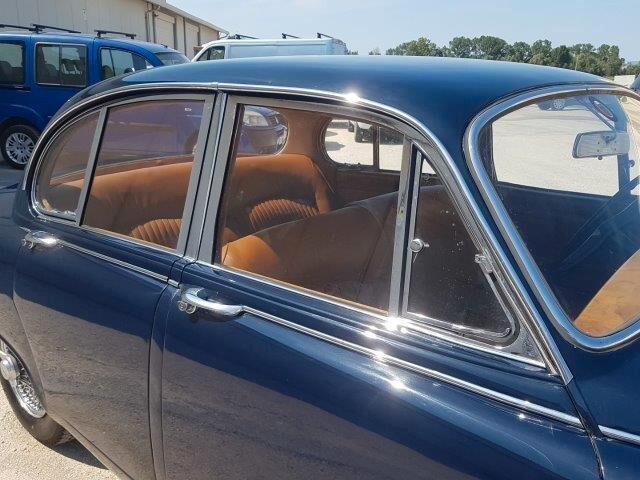 JAGUAR S-TYPE 3.4S -guida dx -