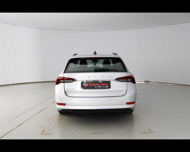 SKODA Octavia 2.0 TDI EVO SCR 150 CV DSG Wagon Executive