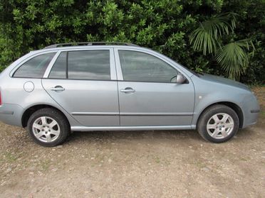 Skoda Fabia 1.4 16V/75 CV cat Wagon Style GPL VALIDO 2029 ANCHE PER NEOPATENTATI