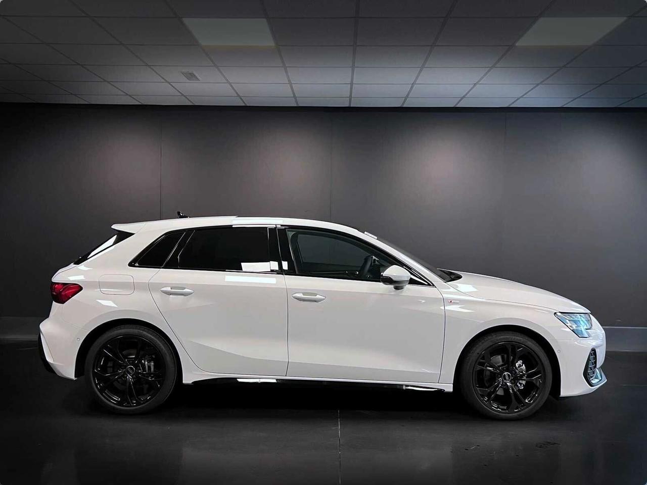 AUDI A3 SPB 35 TDI 150 CV S-TRONIC S-LINE KM0