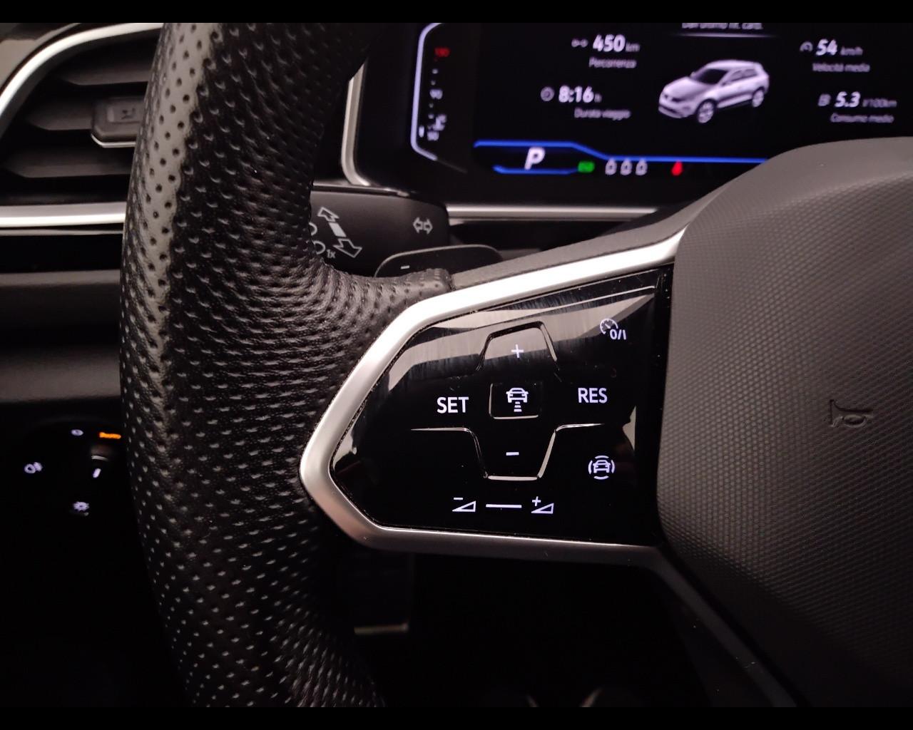 VOLKSWAGEN T-Roc I 2022 - T-Roc 2.0 tdi R-Line 150cv dsg