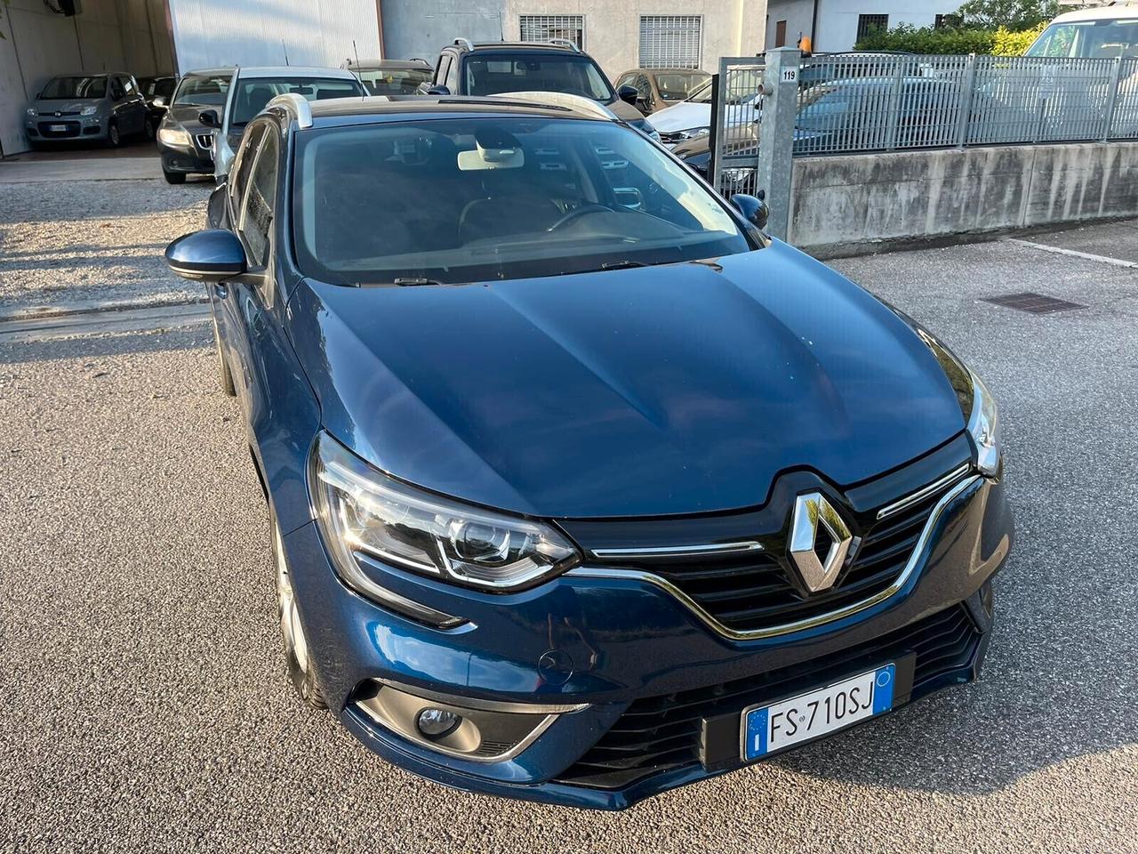 Renault Megane M&amp;eacute;gane Sporter dCi 8V 110 CV EDC Energy Intens