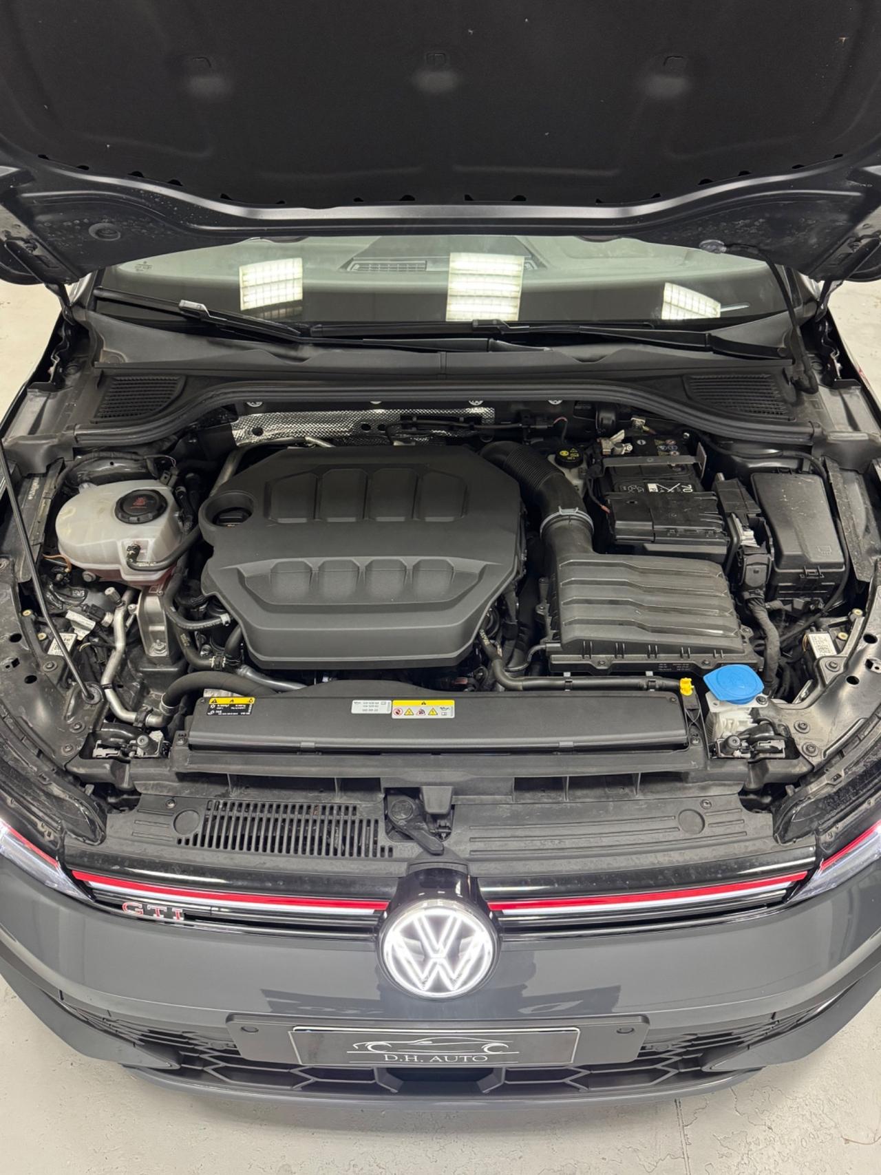 Volkswagen Golf 2.0 TSI DSG GTI