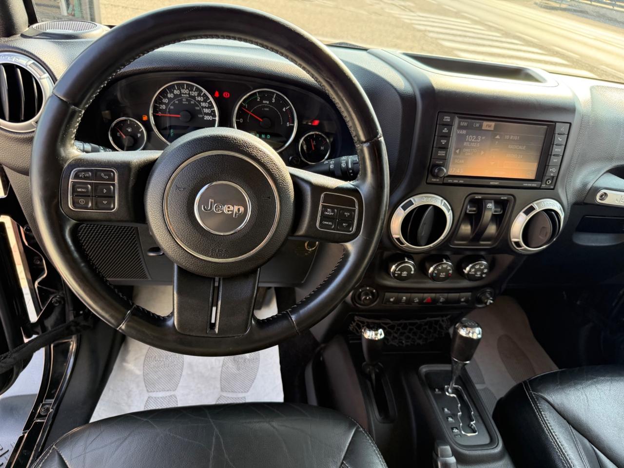 Jeep Wrangler 2.8 CRD DPF Sahara Auto