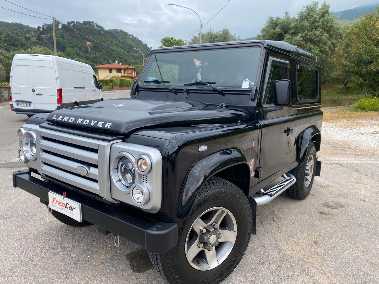 Land Rover Defender 90 2.4 TD4 Station Wagon SE 60° Anniversario SVX