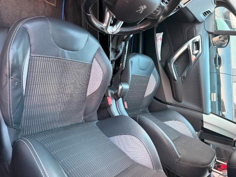 Peugeot 2008 1.6 bluehdi Allure 100cv my16
