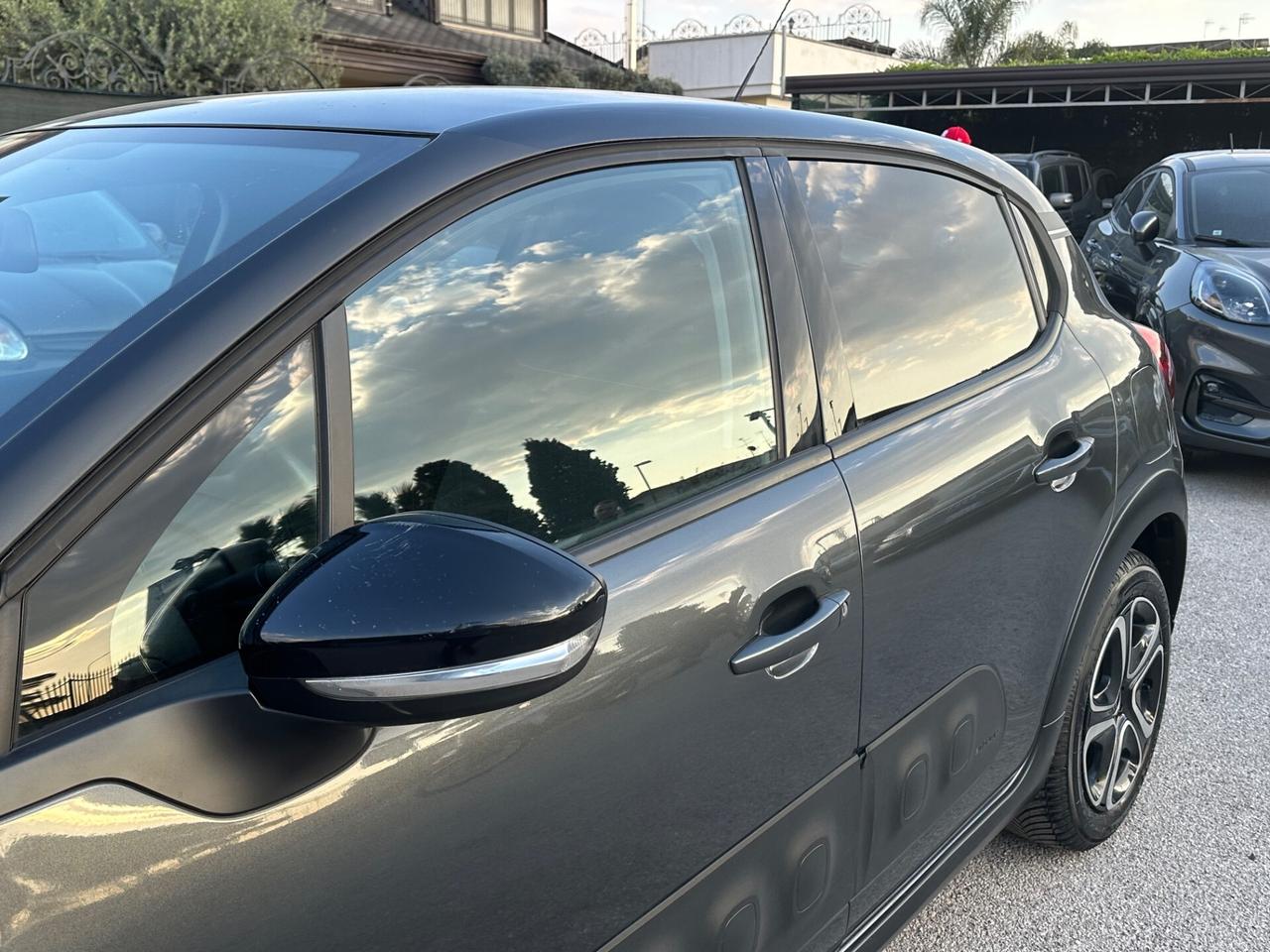 Citroen C3 PureTech 1.2 Benzina 82cv Shine Anno 2017
