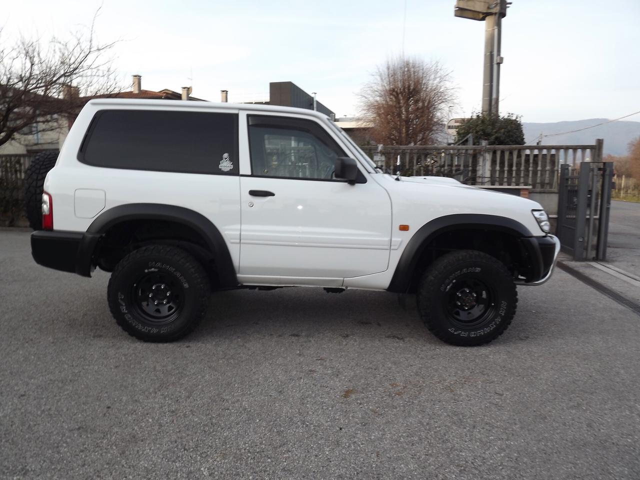 Nissan Patrol GR Patrol GR Y61 2.8 TD 3 porte SE Hard Top