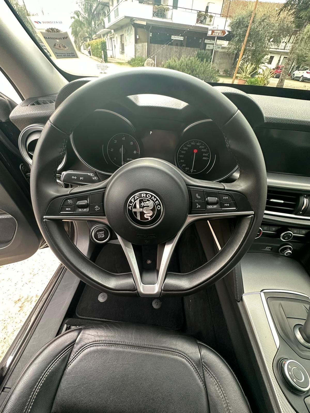 Alfa Romeo Stelvio 2.2 Turbodiesel 210 CV AT8 Q4 Executive