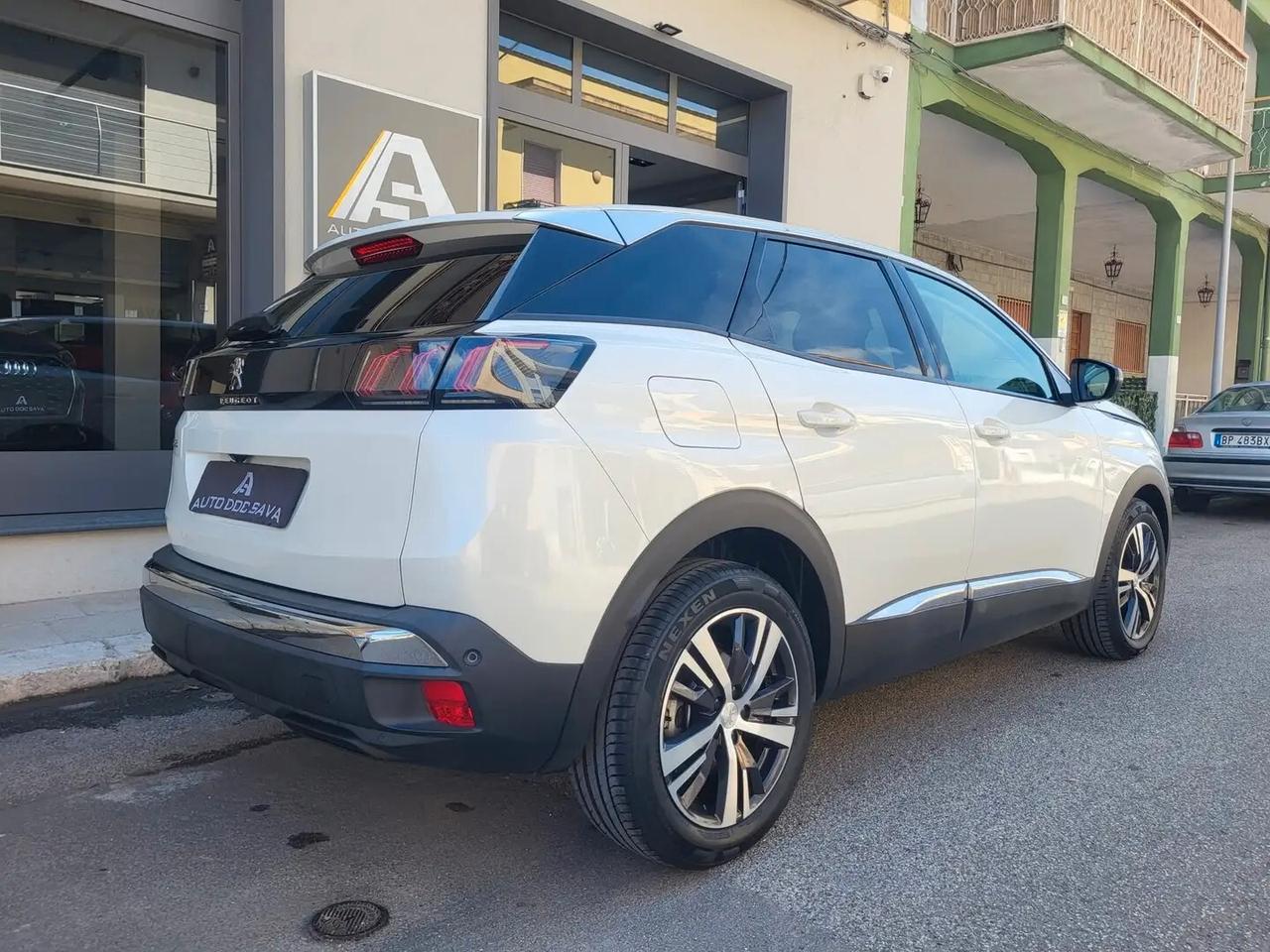 Peugeot 3008 BlueHDi 130 S&S EAT8 Allure