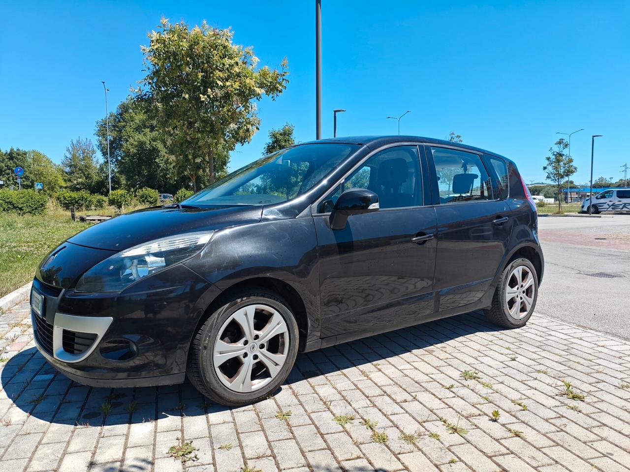 Renault Scenic X-Mod 1.6 Attractive